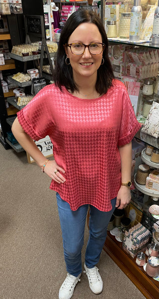 Jodifl Houndstooth Check Top in Rose
