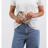 Consuela Mona Card Organizer