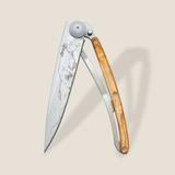 DEEJO 27g ‘Olive Wood / Bull’