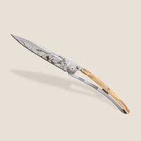 DEEJO 27g ‘Olive Wood / Bull’