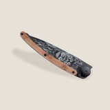 DEEJO 27g ‘Juniper Wood / Lion’