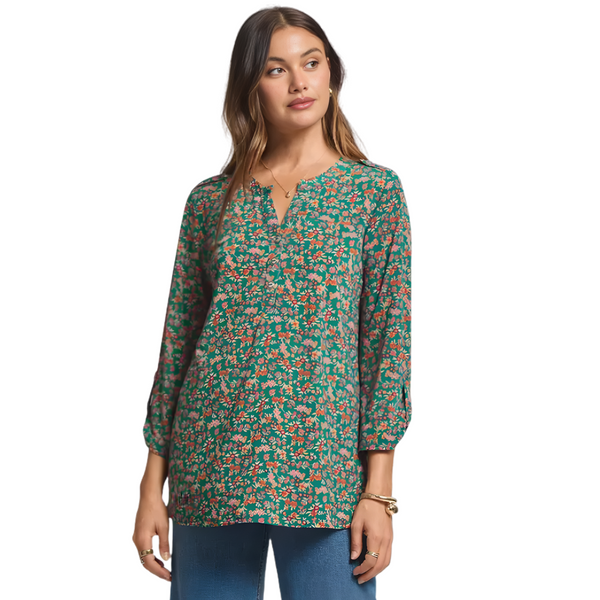 Dear Scarlett "LizLuxe" Faux Pocket Top in Hunter Green