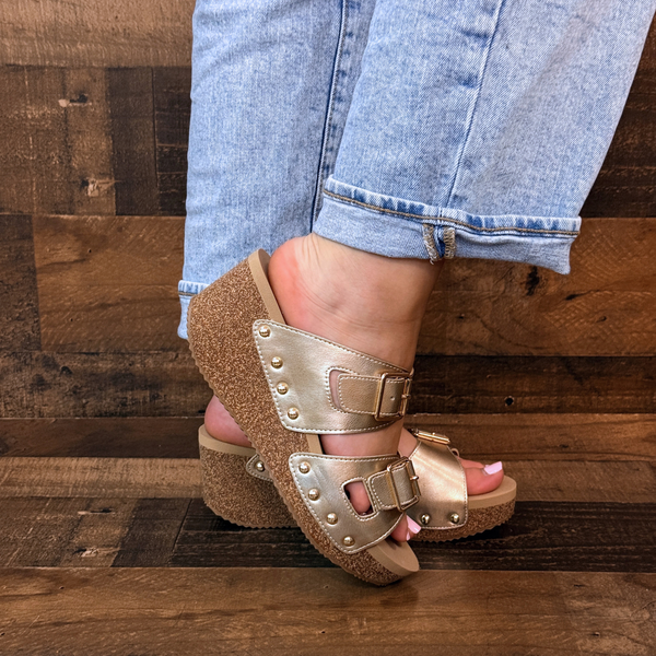 VOLATILE “Gertrude” in Gold