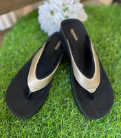 Aerothotic “Meira” Flip Flop In Gold