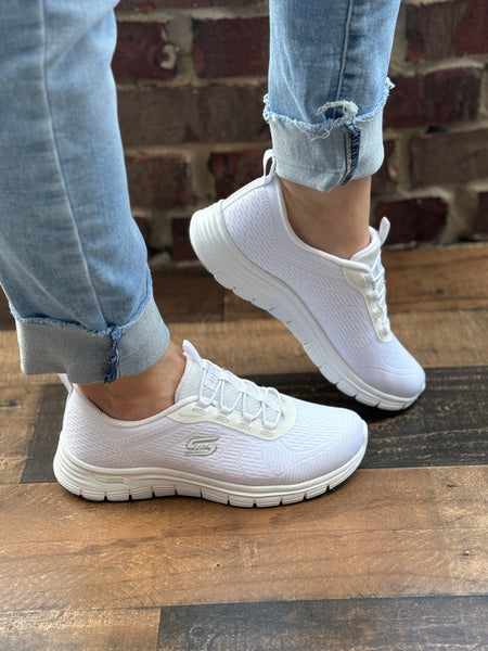 Skechers Arch Fit Vista - Gleaming In White