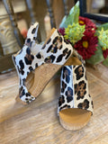 Corkys Boutique “Carley” In Gold Leopard II