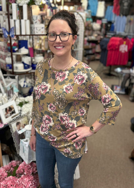 Dear Scarlett Tunic Top in Mustard