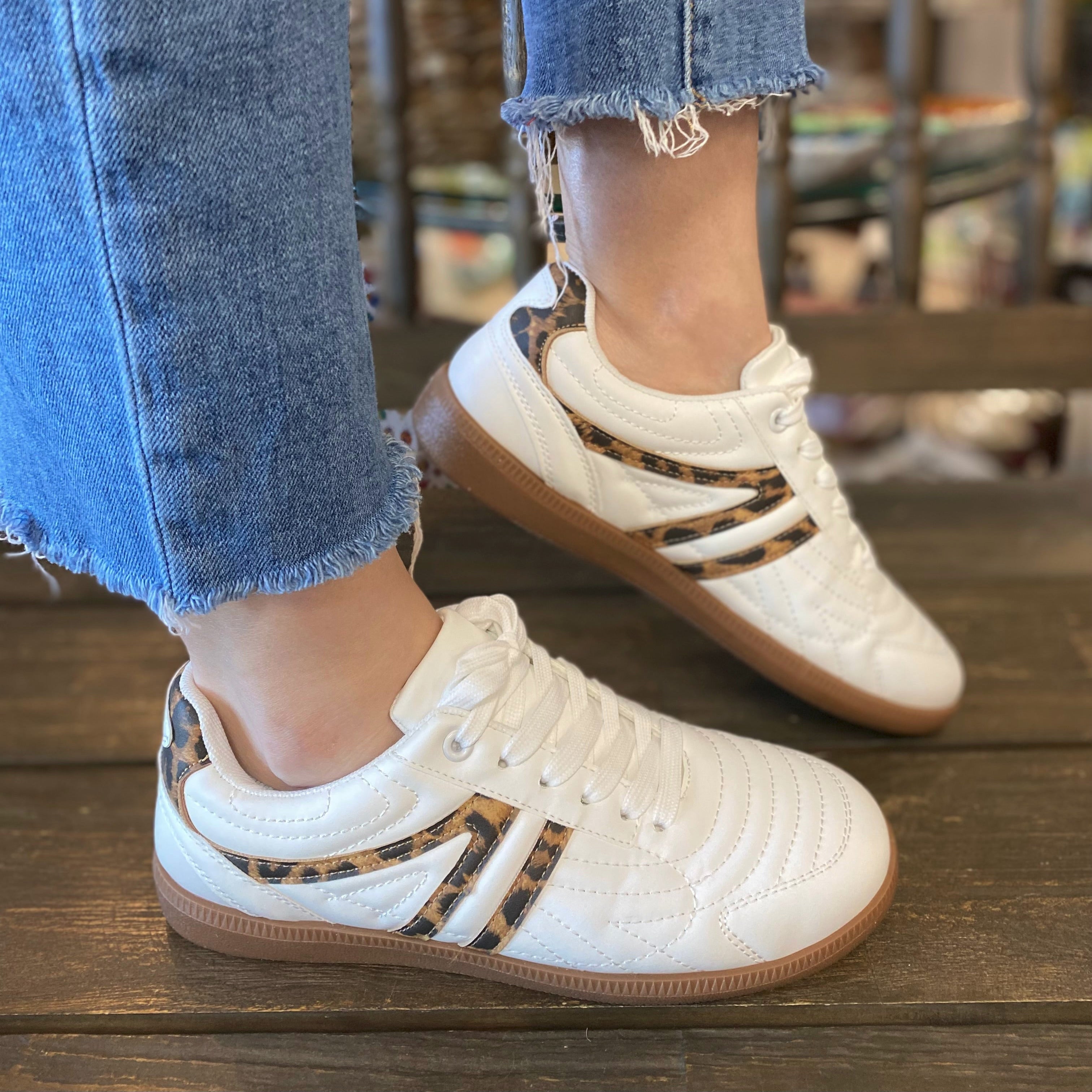 Shoe Retailer Outwoods Cheetah Shoes NEW Outwoods® Glitter Tennis