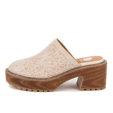 YELLOW BOX ‘Baylor’ Platform Clog, Bone